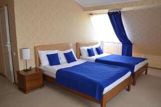 Гостиница Vista Hotel Краснодар Стандартный двухместный номер с 2 отдельными кроватями-1